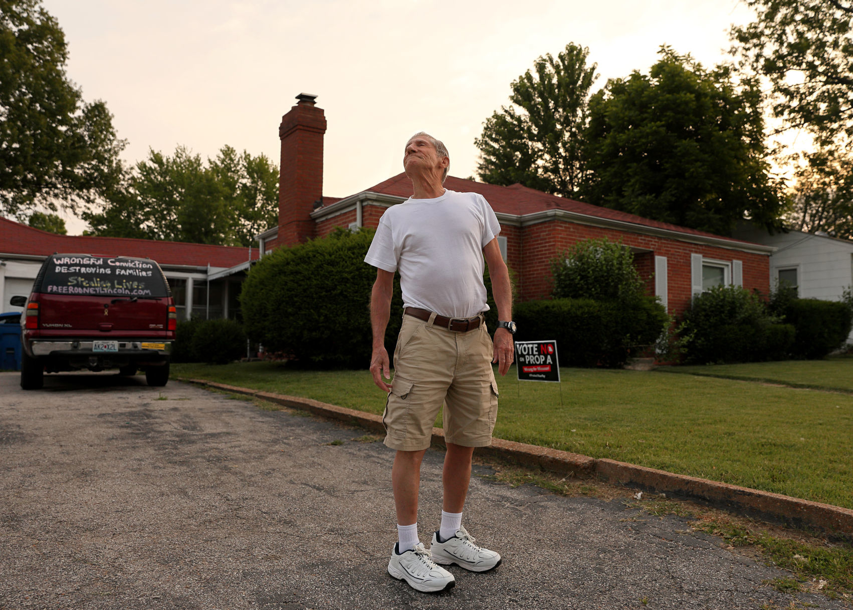 Rodney Lincoln freed from jail, back with his family